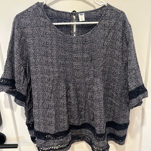 Old Navy Navy and White Patterned Blouse